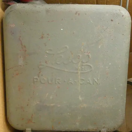 LOT ASST. INCL A/F CHAIR - PETROL CAN ETC