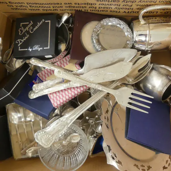 LARGE LOT ASST E.P WARE/CRYSTAL/ NAPKIN/ DISHES ETC