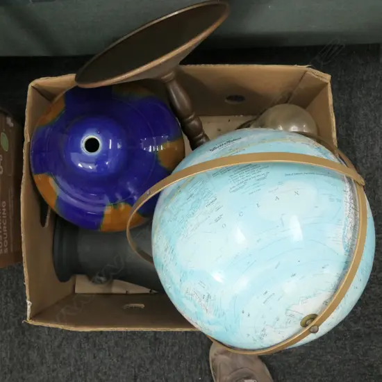 ASSORT. BOX OF MISCELLANEOUS ITEMS INCLUDING MAPA MUNDI, TABLE CLOCK, VASES, ETC 