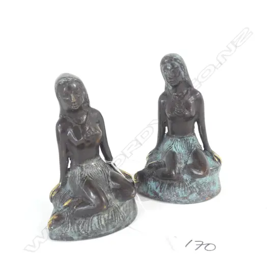 2 SMALL BRONZE PANIA OF THE REEF