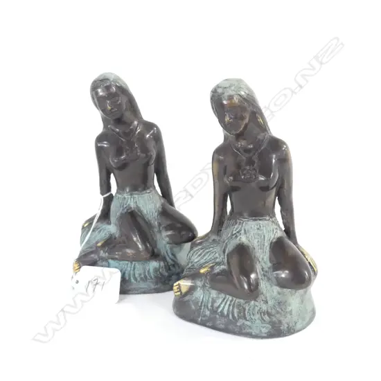 2 LARGE BRONZE PANIA OF THE REEF 265MM H