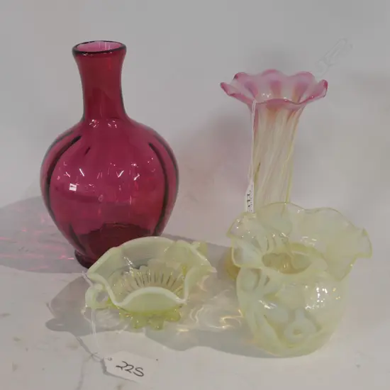 ASST VICT GLASS ETC H 200 MM