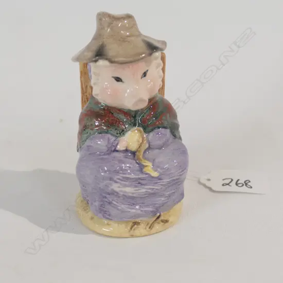 BESWIICK BEATRIX POTTER AND THIS PIGGY HAD NONE