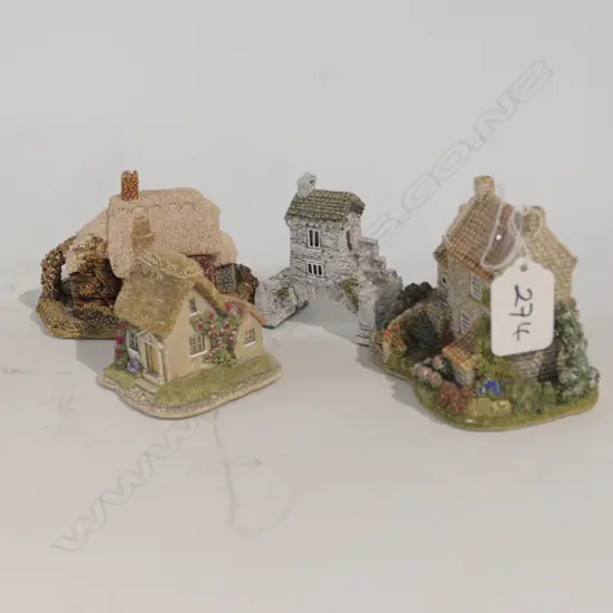 LILLIPUT HOUSES X 4 