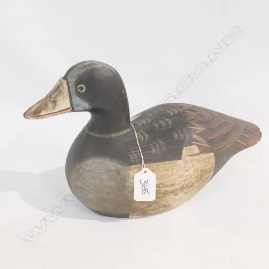 DECORATIVE HANDPAINTED DECOY DUCK. L.310mm
