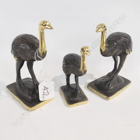 3 EMUS NOT POLISHED TALLEST 130MM H