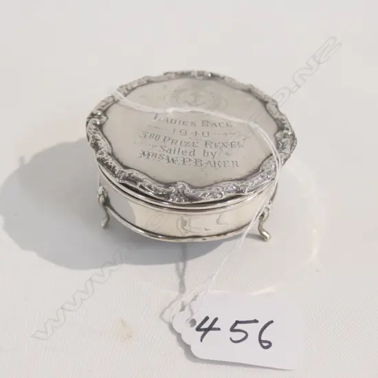 STERLING SILVER ENGRAVED JEWELLERY BOX DIA 60MM, 85.2 GRAMS