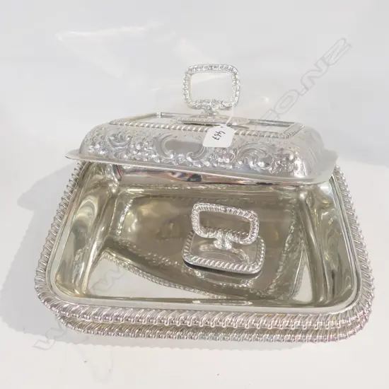 PR EARLY 20THC QUALITY SILVER PLATE ENTREE DISHES