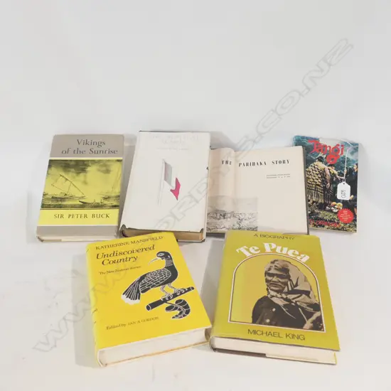6 VINTAGE BOOKS - NZ HISTORY ETC