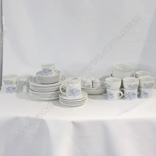 51 PCE 6 PLACE SETTINGS R. DOULTON 'INSPIRATION'