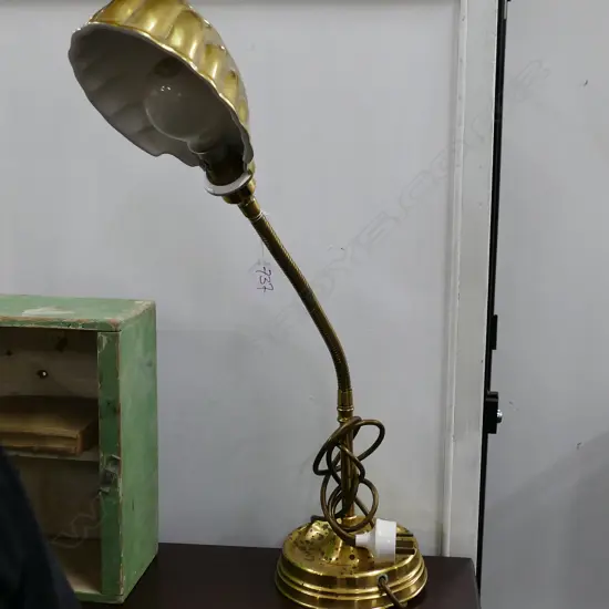 BRASS SHELL DESK LAMP H 690 MM