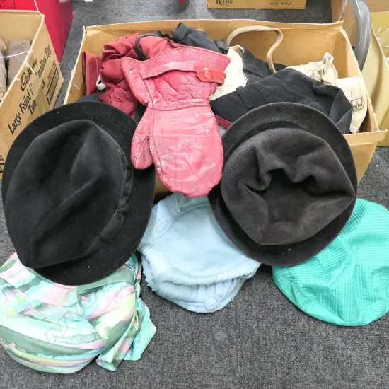 ASST VINTAGE CLOTHES + HATS