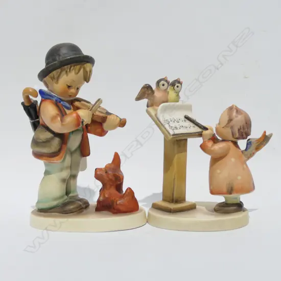 2 HUMMEL FIGURINES - LARGEST H. 125MM