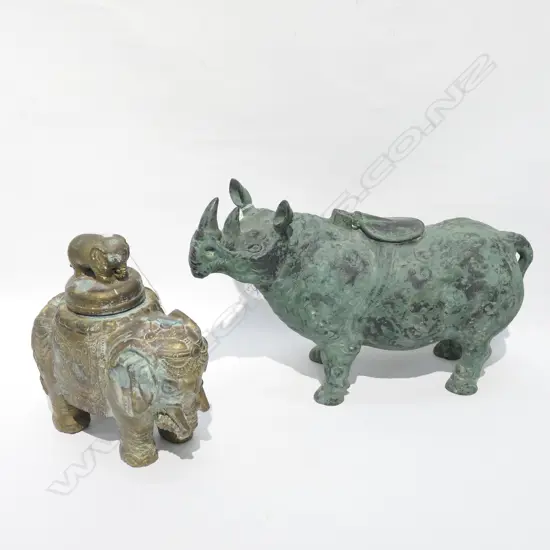 BRONZE RHINO W. 300 + BRONZE ELEPHANT