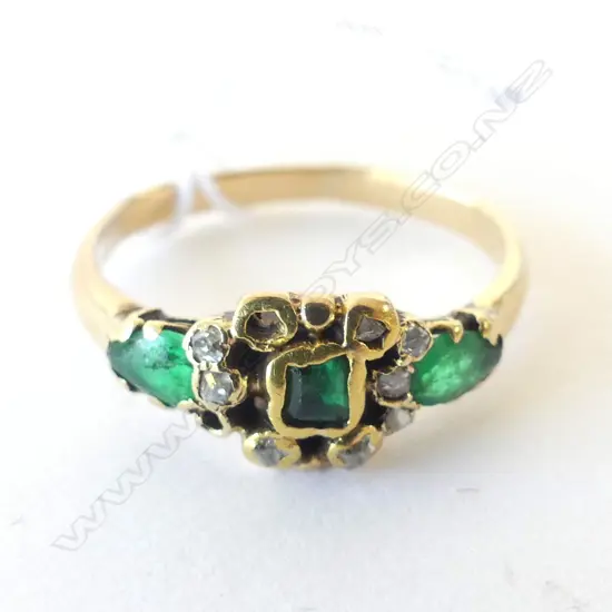 GOLD GEORGIAN EMERALD AN DIA. RING, A.F.
