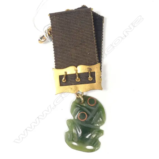 Antique 15ct gold and NZ greenstone tiki fob