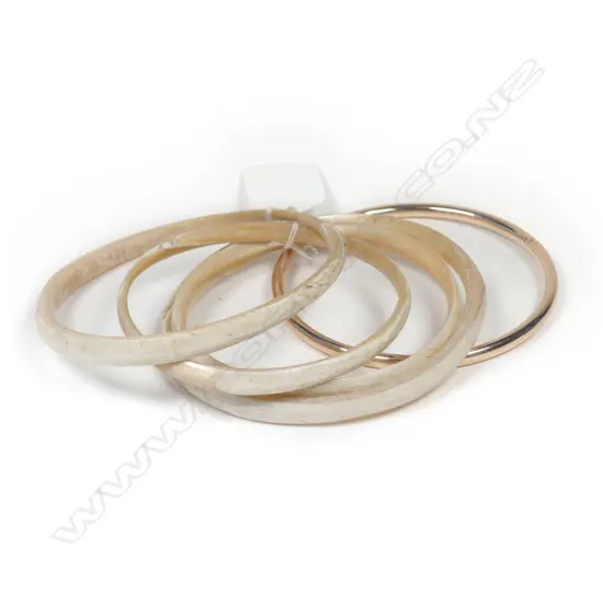 4 M.O.P BANGLES & 1 ROSE GOLD BANGLE
