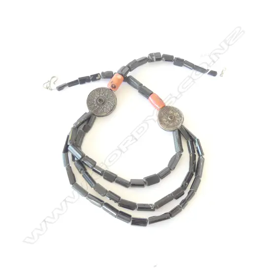 ONYX CORAL AND SILVER DISC NECKLACE