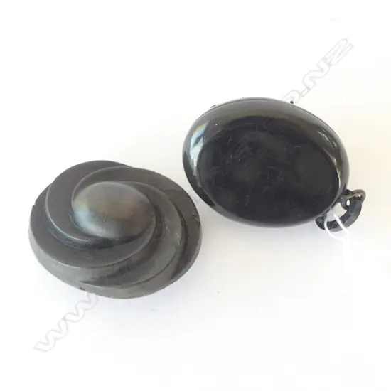 JET LOCKET AND VULCANITE BROOCH