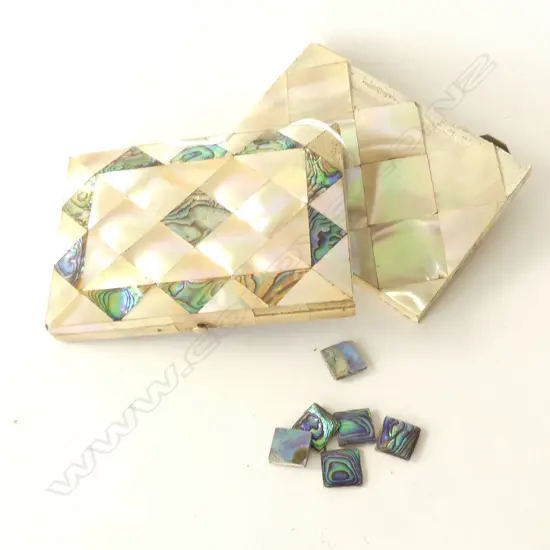 VICT. M.O.P. & ABALONE CARD CASE A.F. + SPARE SECTIONS