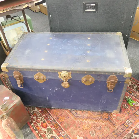 VINTAGE TRAVEL TRUNK BLUE WITH METAL FITTINGS