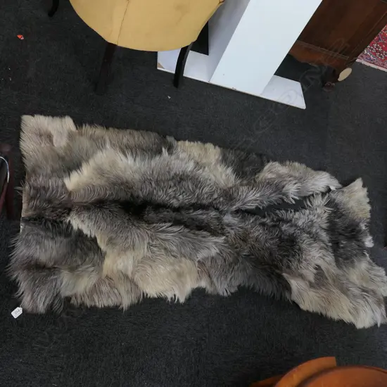 FUR RUG