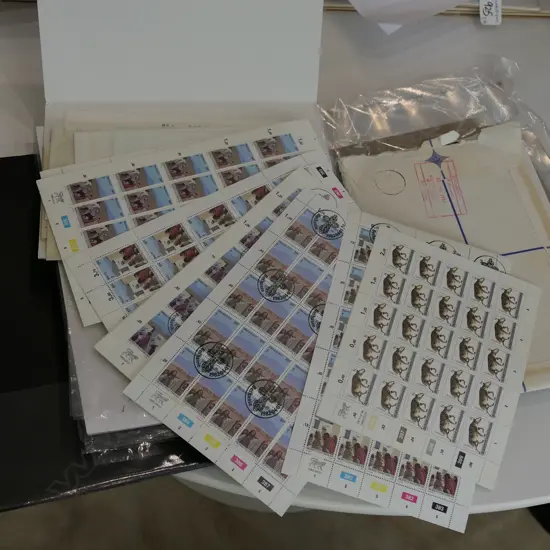 STAMP ALBUM - COLLECTION SOUTH AFRICAN STAMPS