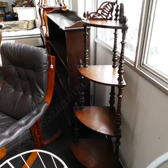 WALNUT 4 TIER WHATNOT H. 1480MM