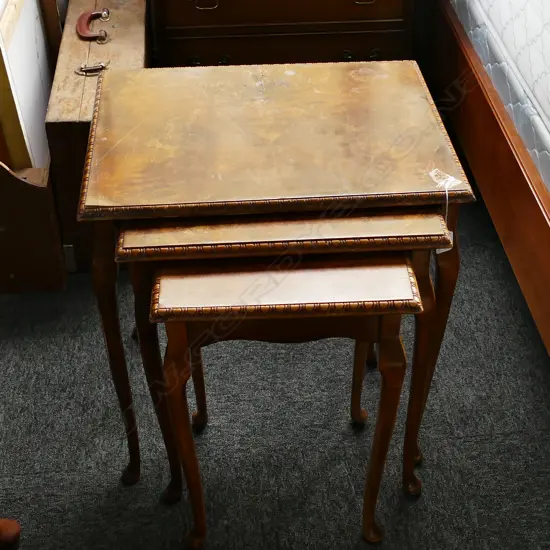 NEST OF THREE TABLES