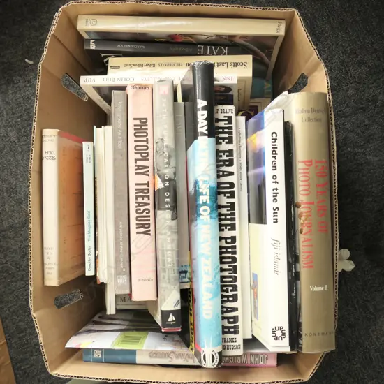 BOX LOT BOOKS, PHOTOGRAPHY INTEREST