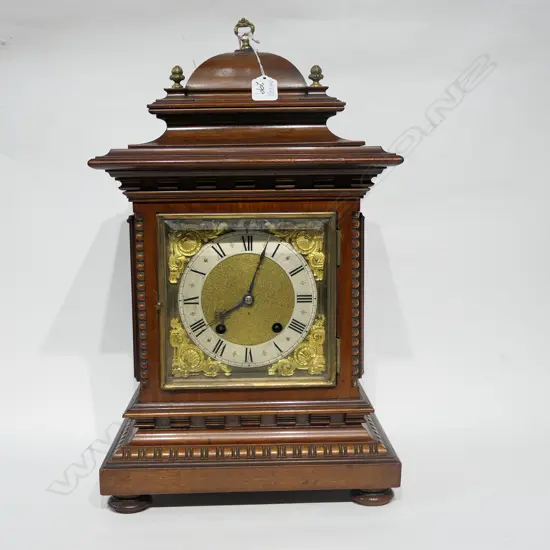 MAHOGANY CASED MANTEL CLOCK