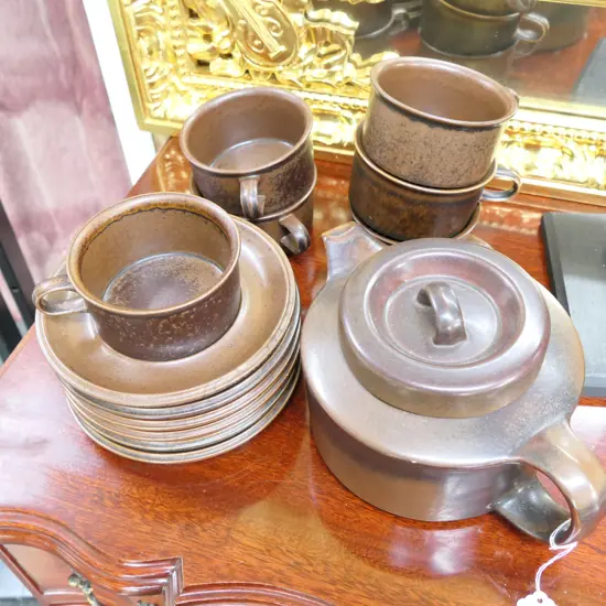 RETRO ARABIA TEA SERVICE