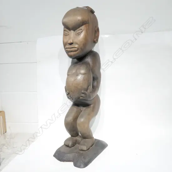 CARVED WOODEN MAORI FIGURE H730 MM