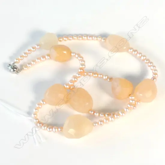 FRESH WATER PEARL + ROSE QUARTZ NECKLACE