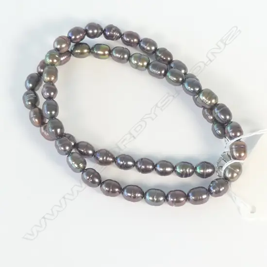 BLACK BAROQUE PEARL NECKLACE