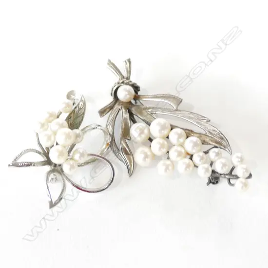 2 SILVER CULTURED PEARL BROOCHES