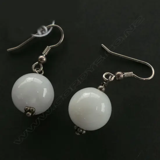 MUTTON FAT JADE EARRINGS (G7062)