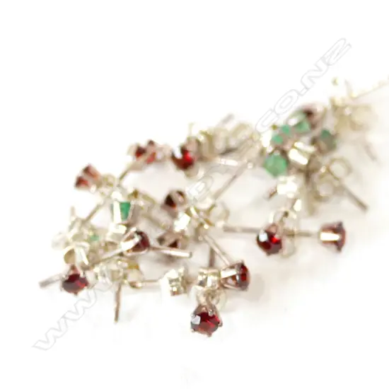 SILVER EMERALD AND GARNET STUDS 