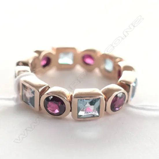 RED/BLUE COLOURED GEMSTONE RING (R1273)