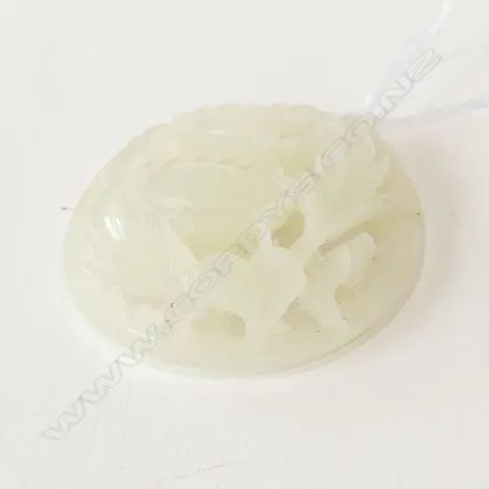 PALE JADEITE DISC FLORAL PENDANT/HANDLING PIECE