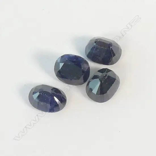 4 DEEP BLUE SAPPHIRES 10 CT IN TOTAL