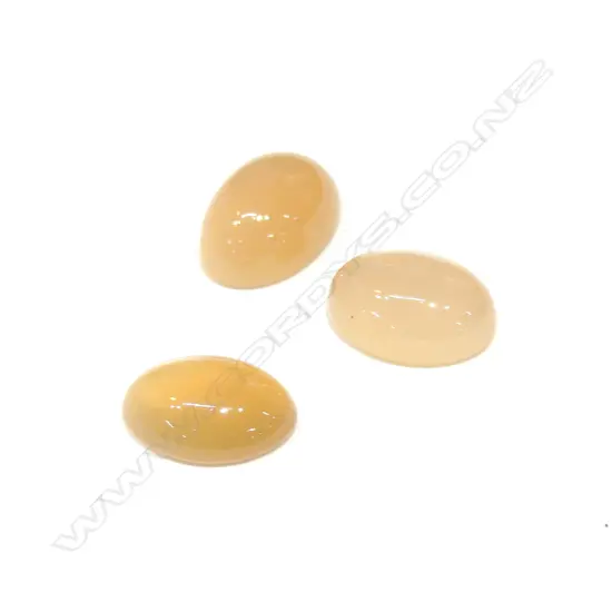 3 ORANGE CATS EYES MOONSTONES 17.5 CT