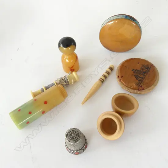 ASST PIN WHEELS/THIMBLE ETC