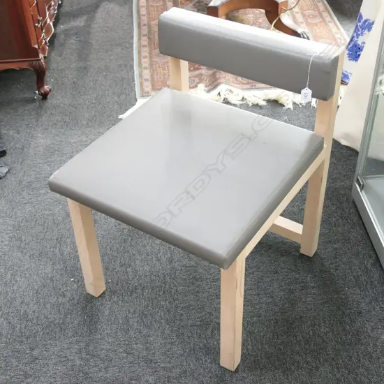 PINE FRAMED CONTEMPORARY SIDE CHAIR