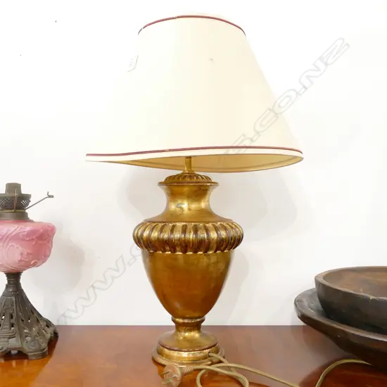 GILT LAMP 640MM H