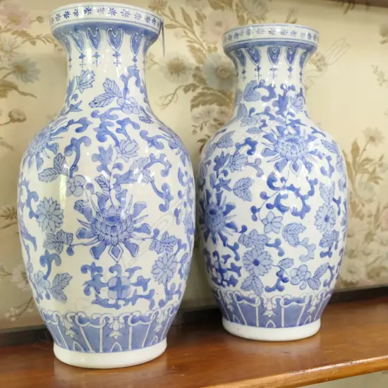 PR CHINESE VASES 300MM H X 97MM DIA