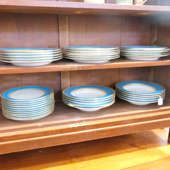 LOT ASST MINTONS DINNER WARE A/F