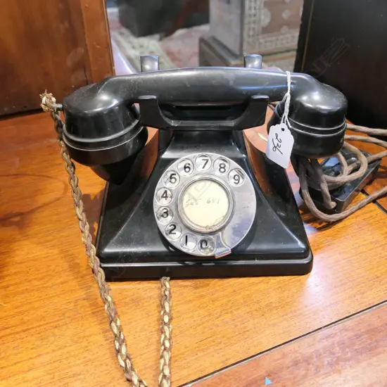 BAKELITE PHONE