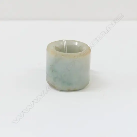 OLD JADE FINGER RING PALE TONE