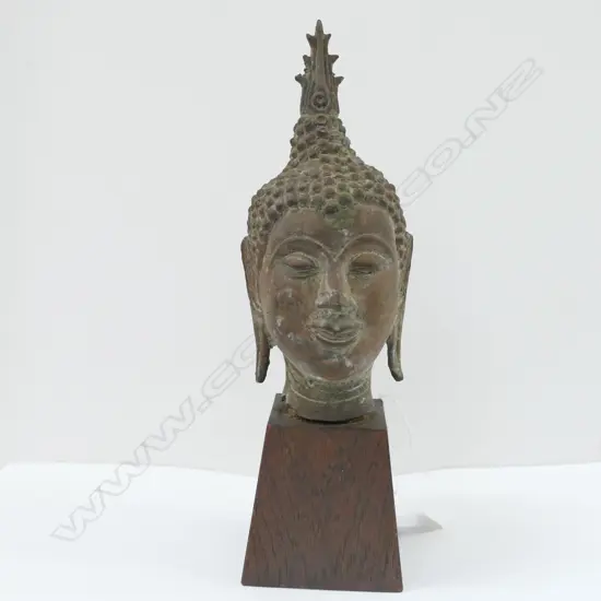 BRONZE THAI BUDDHA HEAD ON STAND